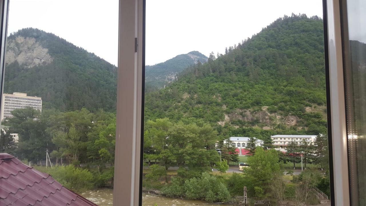Karlsson Borjomi Apartment. Екстер'єр фото